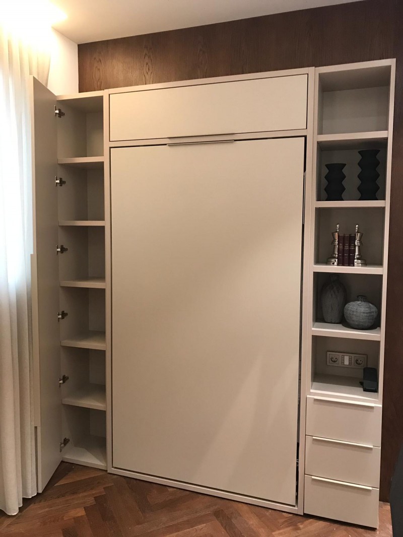 Camas abatibles marca Cruces en proyectos de Homuhomes. Sofas Camas